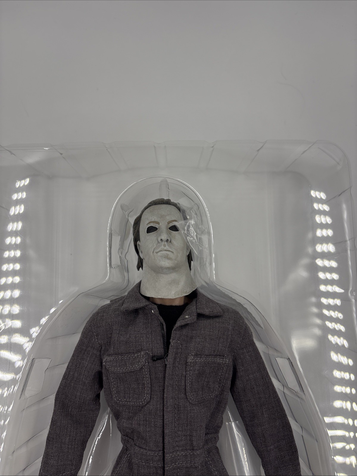Trick Or Treat Studios Halloween 5 Michael Myers 1/6 Scale Figure With Box - Image 13