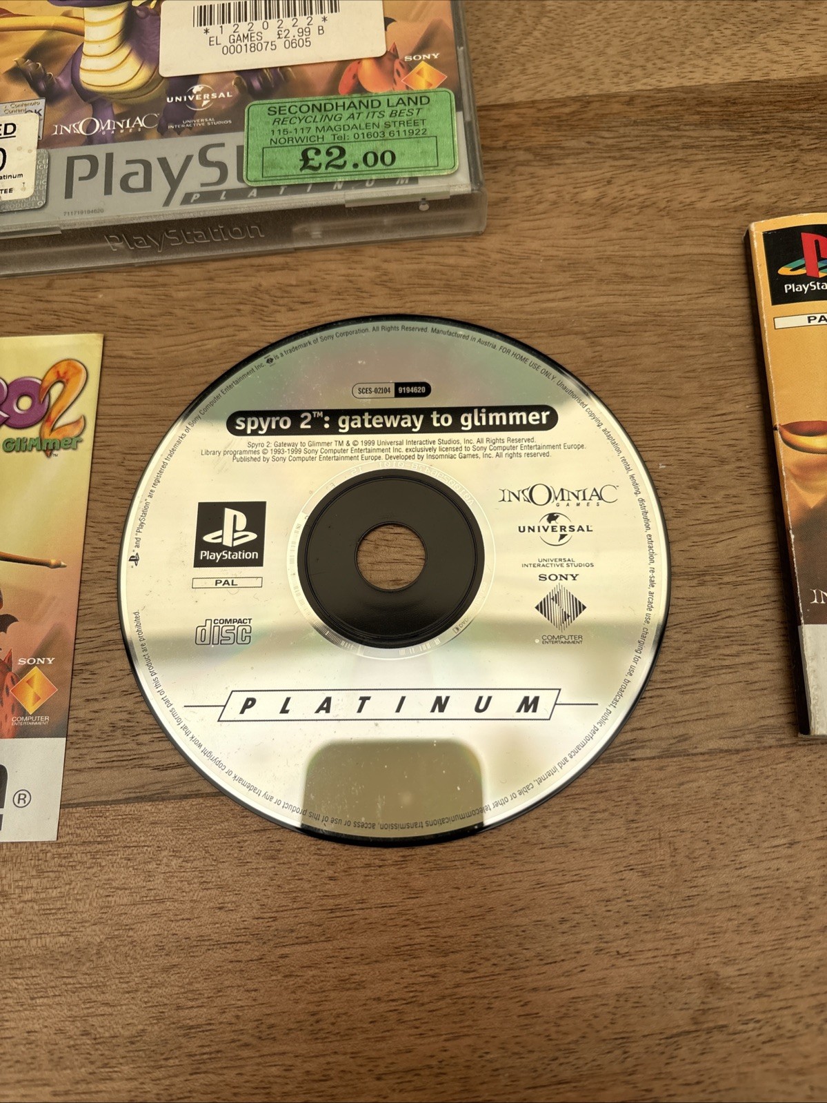 SPYRO 2: GATEWAY TO GLIMMER PLAYSTATION PS1 PAL COMPLETE WITH MANUAL FREE P&P - Image 4