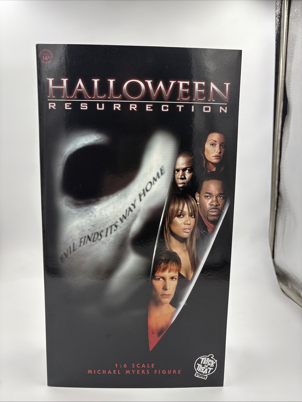 Halloween: Resurrection - Trick Or Treat Studios Michael Myers Figure