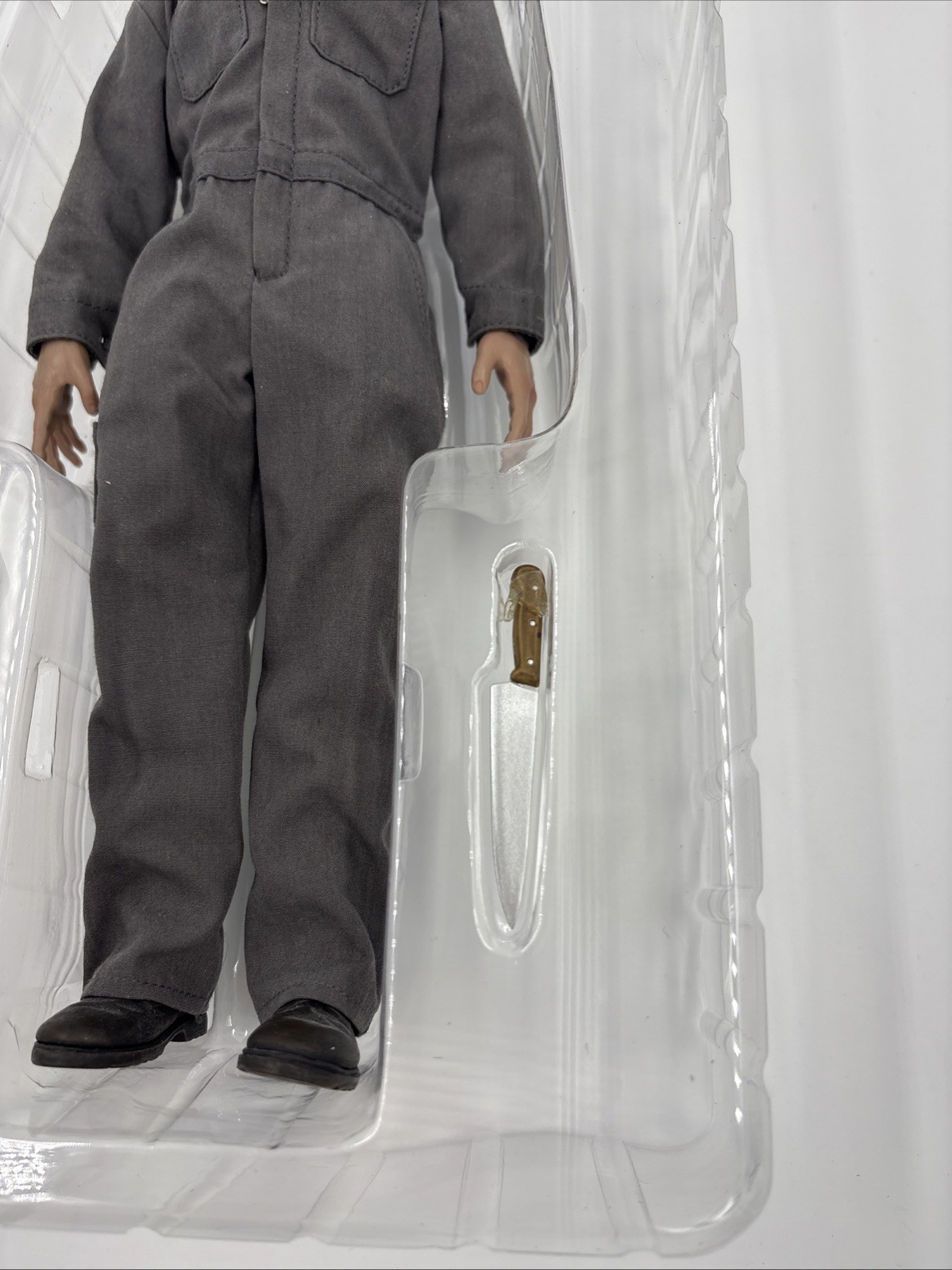 Halloween: Resurrection - Trick Or Treat Studios Michael Myers Figure - Image 10