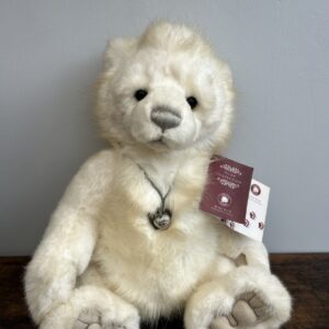 Charlie Bears CHILLBLAINE the Polar Bear -  Isabelle Lee - 2018 Plush - RETIRED