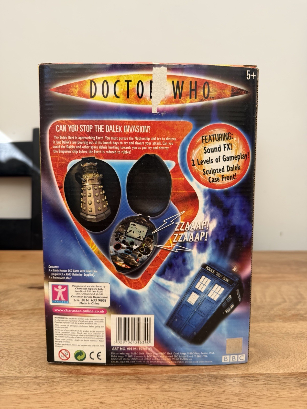 Doctor Who Dalek Hunter L.C.D. Game Features Sound FX, Two Levels of game play - Image 4