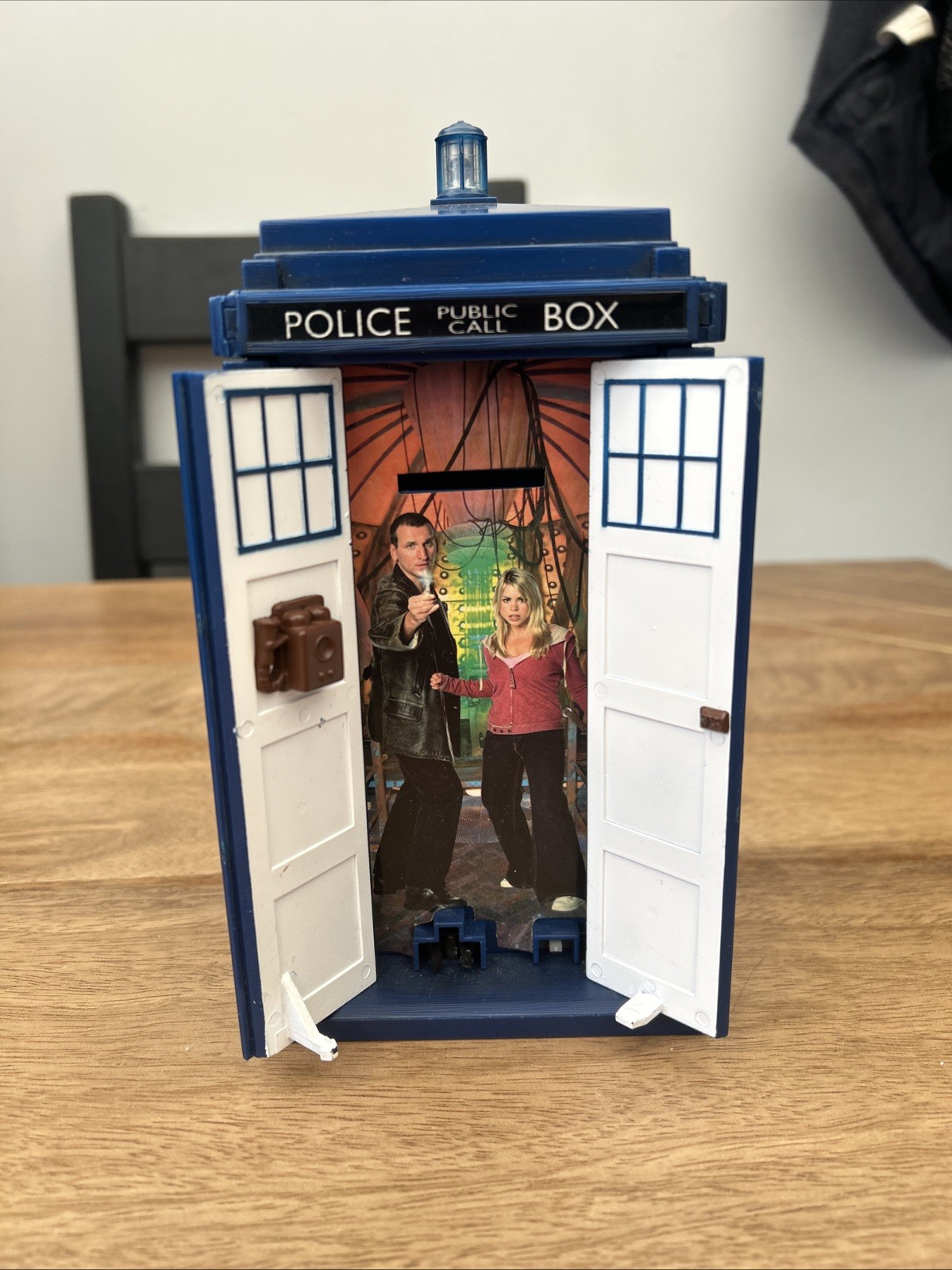 BBC TM 1963 Dr Who Tardis Police Public Call Box with Lights and Sounds Working - Image 5