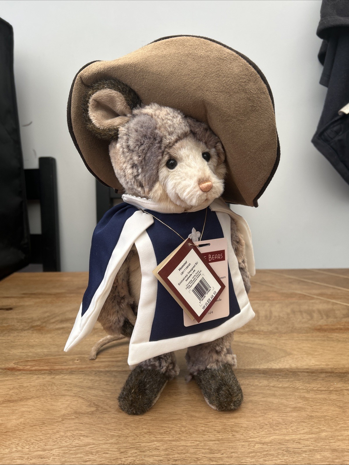 charlie bear honour