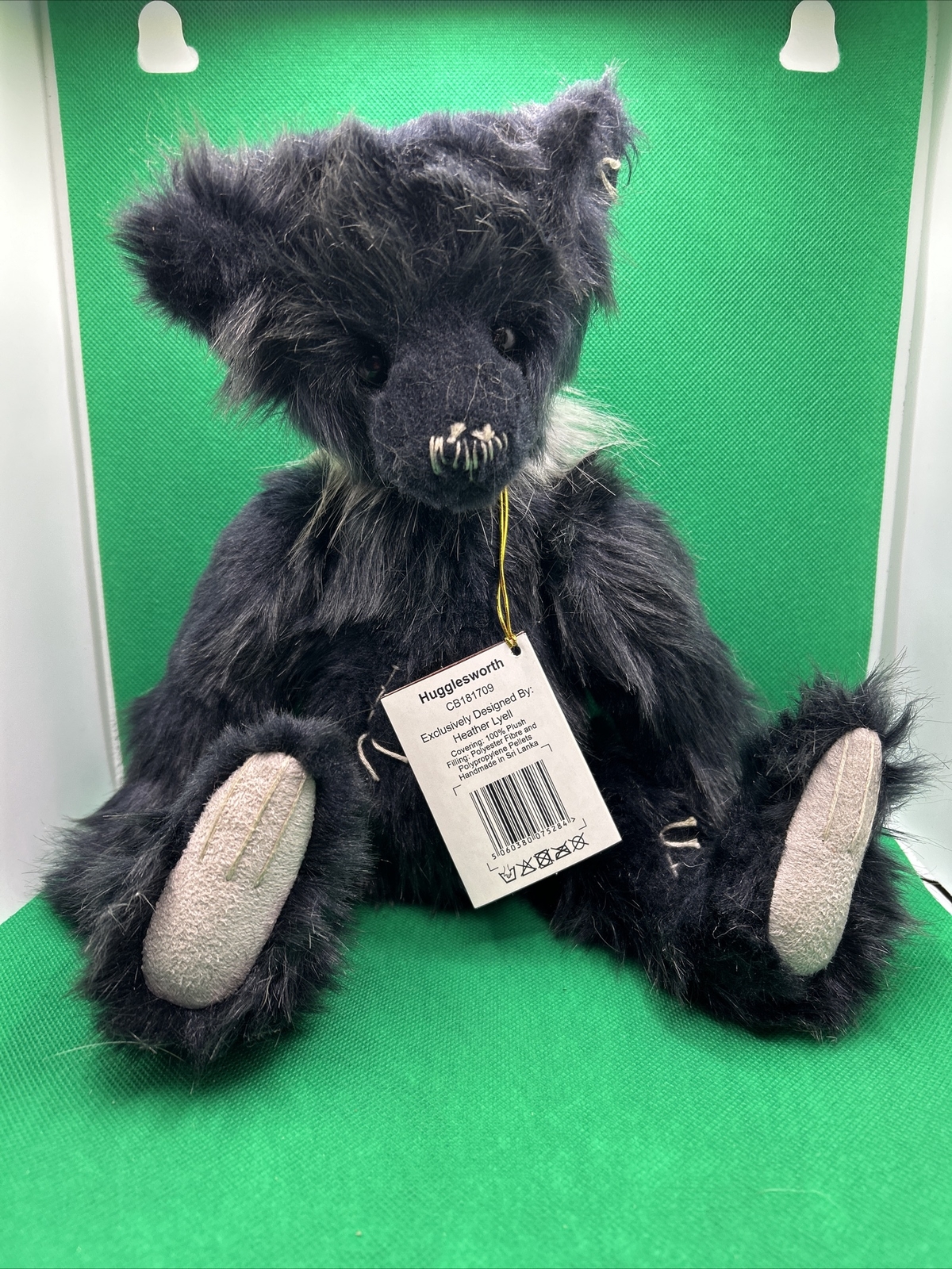 charlie bears hugglesworth