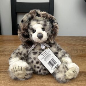 Rare, Retired Charlie Bears, Toboggan 2021.  11" / 28cm.