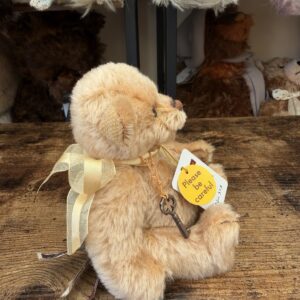 Charlie Bears "LOCKET" (No. 318 of 600) with Tags + (MM195831C) Retired