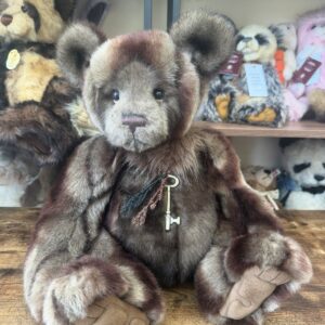 Retired Charlie bear Shane 50cm 2018 collection Isabelle Lee