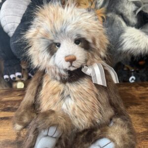 Charlie Bears Hugs , CB181827A,VGC, Collect Club 2018/2019