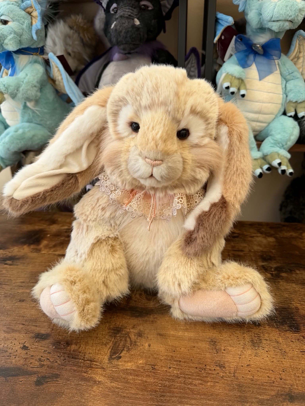 Retired Charlie bear WIlla Rabbit 46cm 2020 collection Isabelle Lee only 900