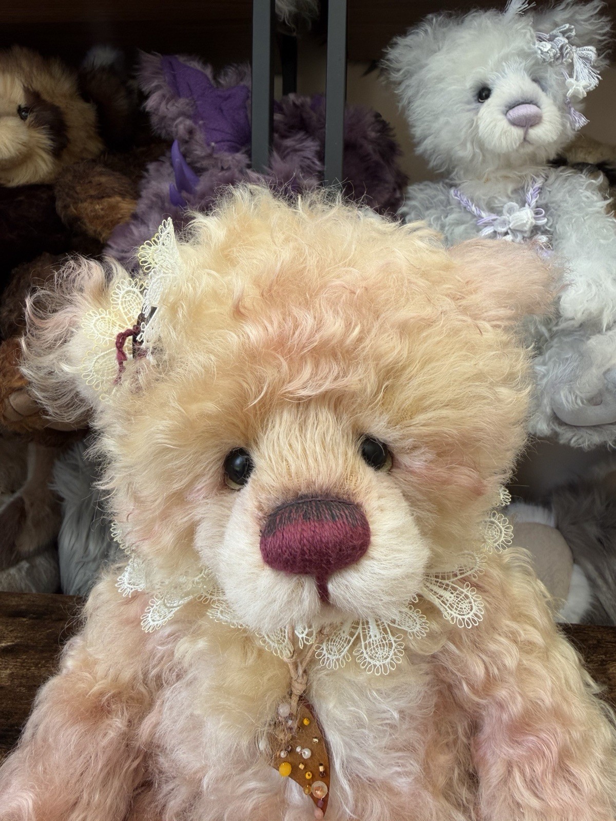 Charlie Bears Renaissance (Isabelle Lee) (Retired and HTF) L/E 300 - Image 2