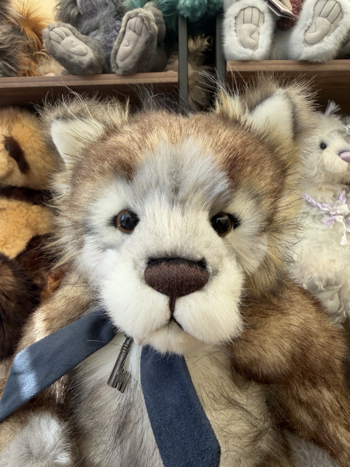 Charlie Bears 2020 Anniversary Wumbles the Wolf - Image 9