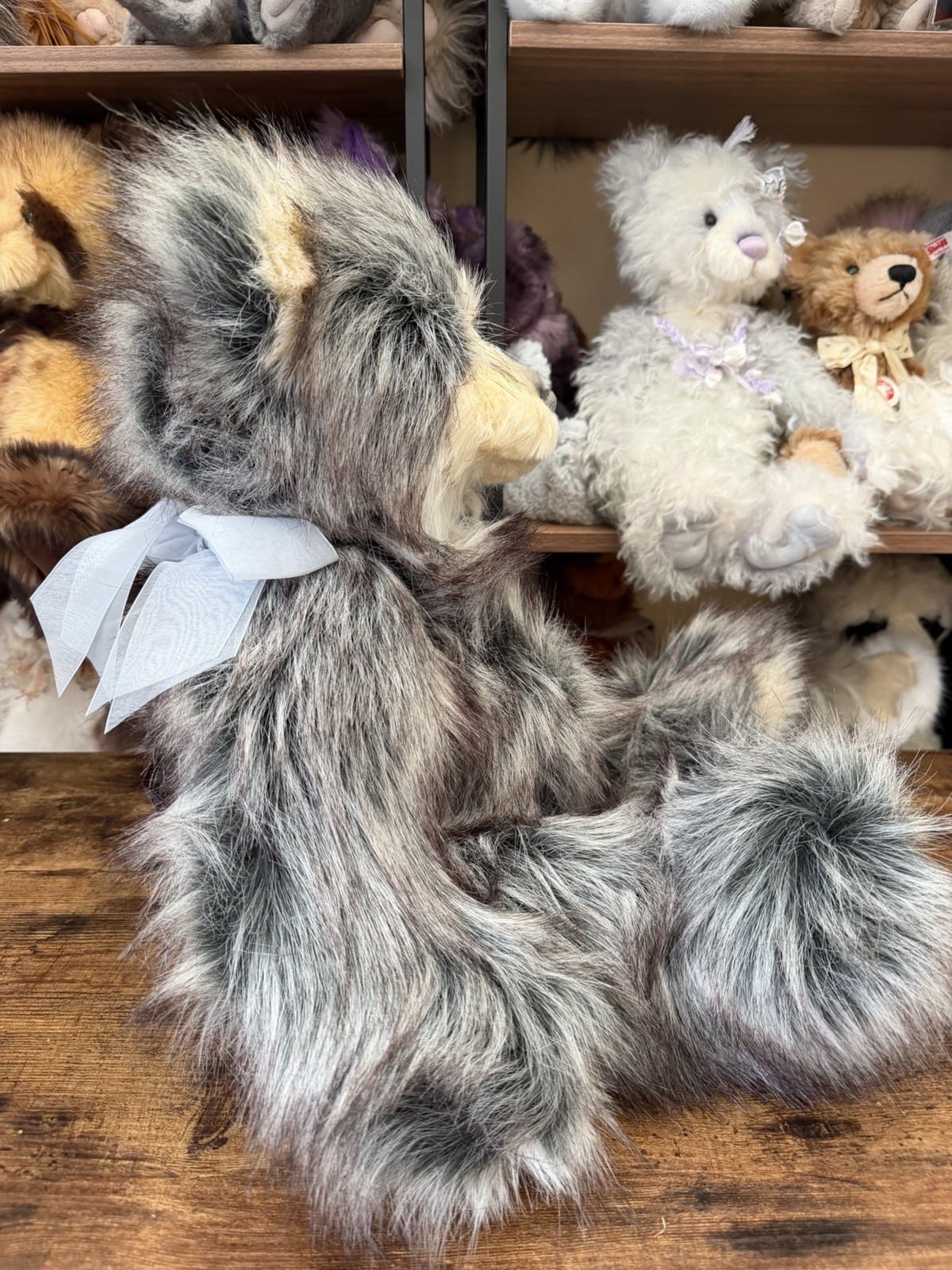 Charlie Bears Lachlan - Image 4