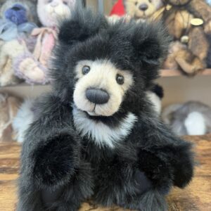 Charlie bears Anniversary Slothy Joe with tags Isabelle Lee
