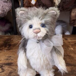 Charlie Bears Rare Minimo’s Biggles  Cat Tags